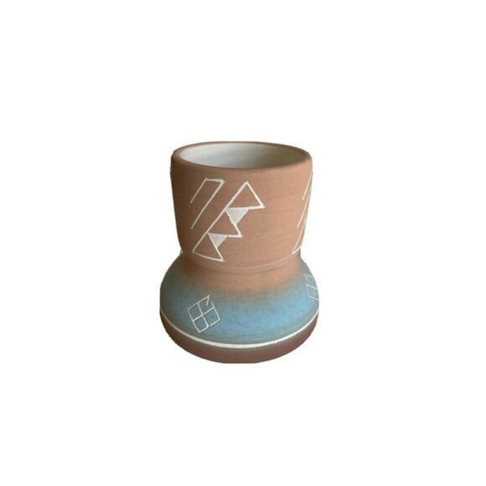 Sioux pottery made by‎ an artist named Marshall